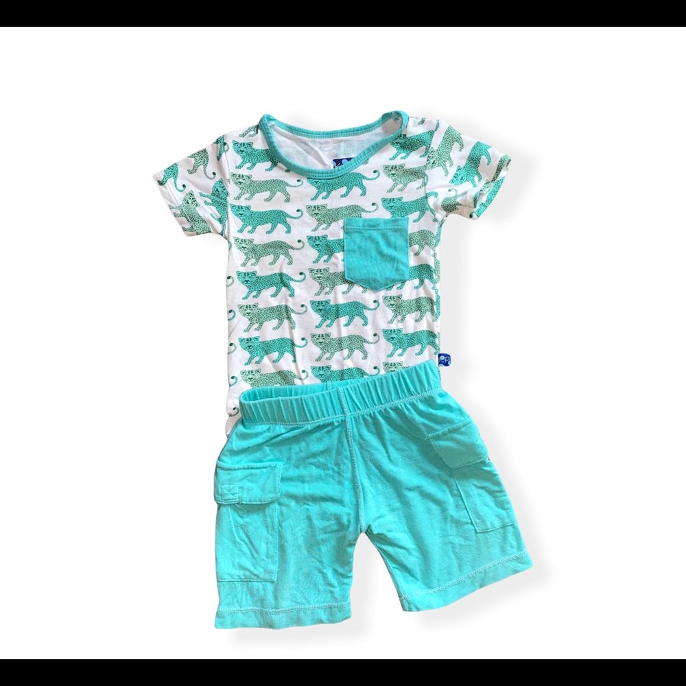 Kickee pants set